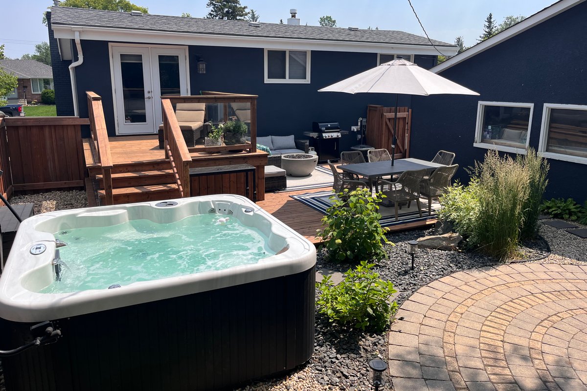 Private Hot Tub! Modern, Cozy Home