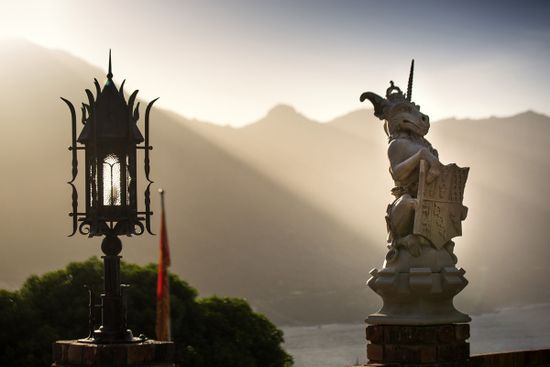 Photo 2 of Lichtenstein Castle accommodation in Hout Bay, Cape Town with 5 bedrooms and 5 bathrooms