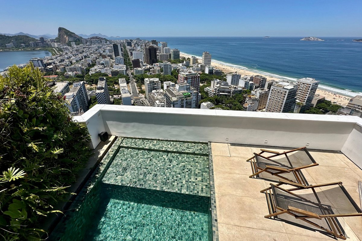 3 bedroom penthouse with the best view in Rio de J
