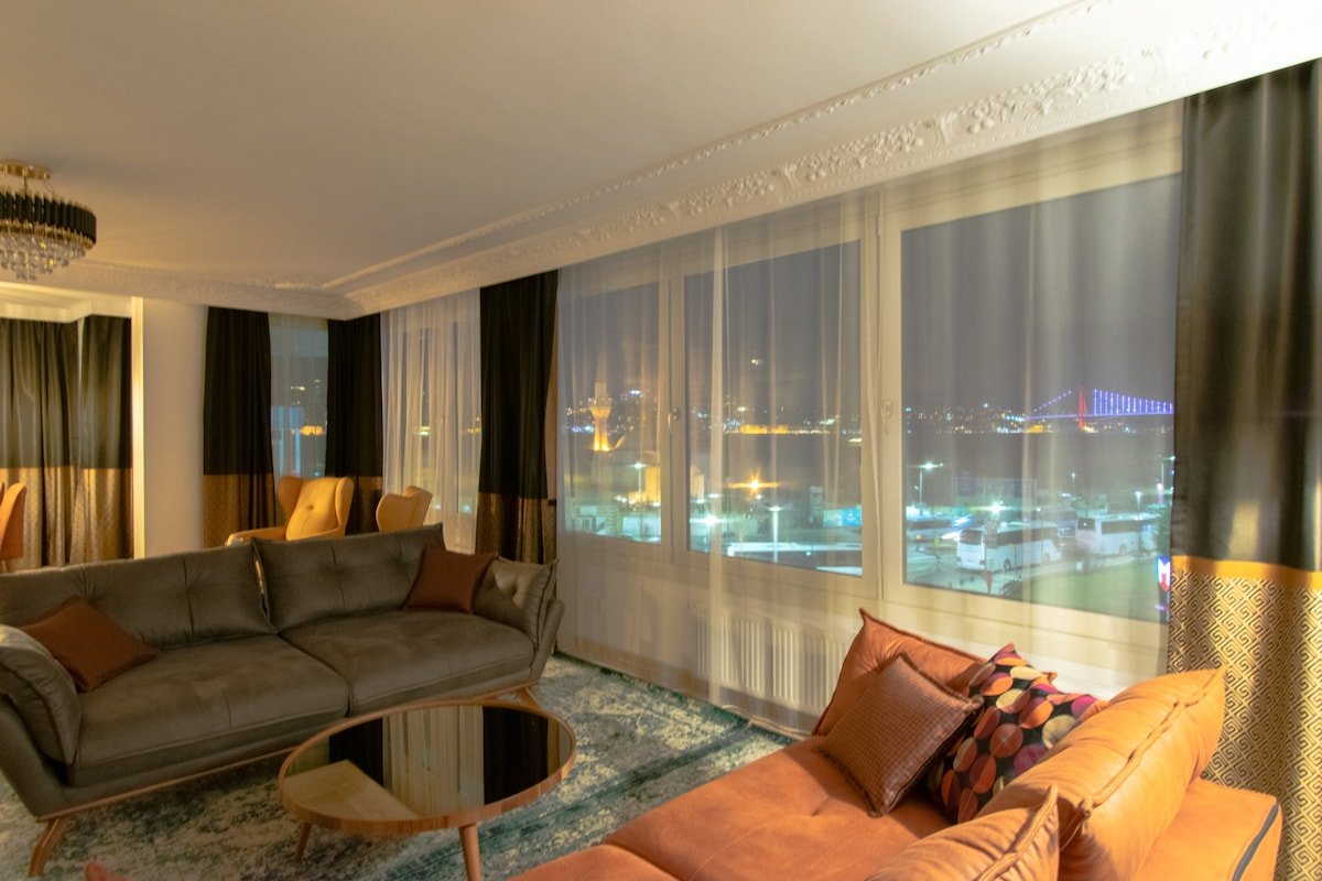 Charming Suite Bosphorus View gallery image 2