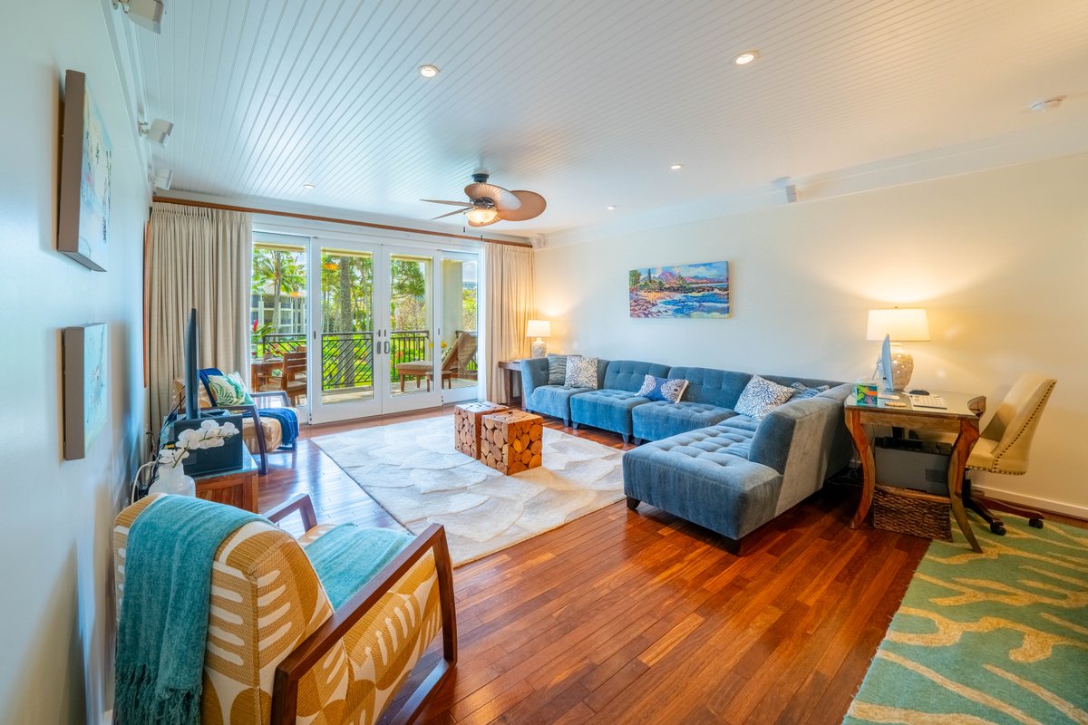 Stunning Corner Villa, Ocean Views From Every Bed