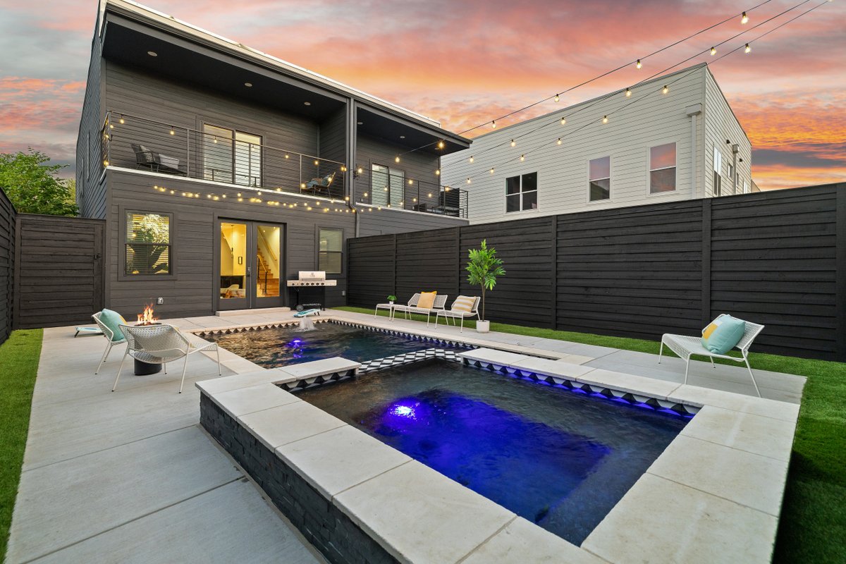 Heated Pool + Spa + Located in Heart of Dallas!