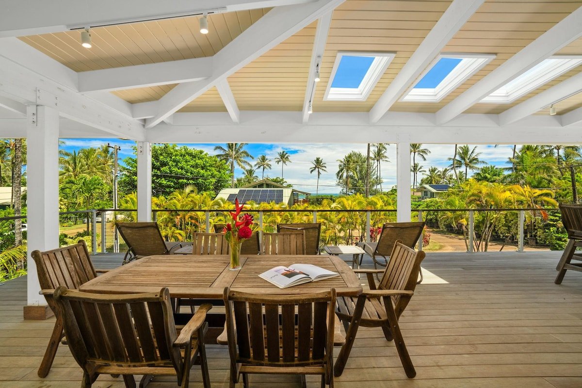 Tropical Haena Getaway Just Steps to Beach! gallery image 3