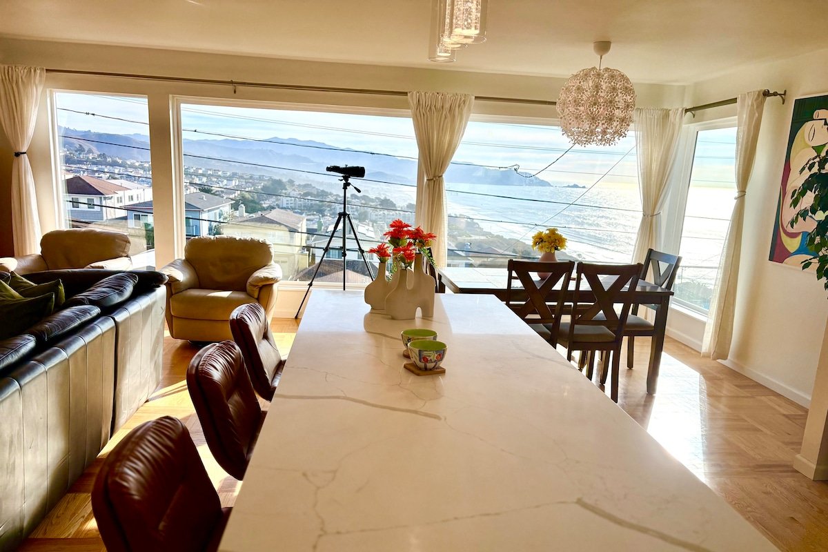 Blue Horizon Beach & Ocean Delight “Holiday Disc” gallery image 3