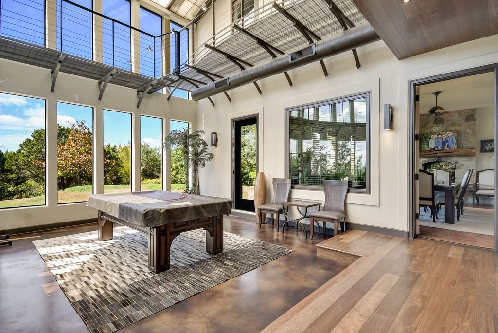 The Estate at Crystal Creek – 8 miles to Downtown! gallery image 5