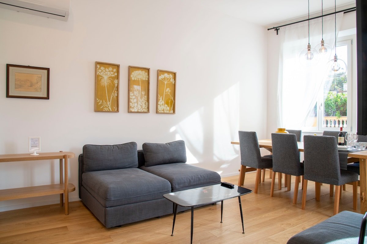 DIECI at Spanish Step – Belsiana Luxury Apartment gallery image 5