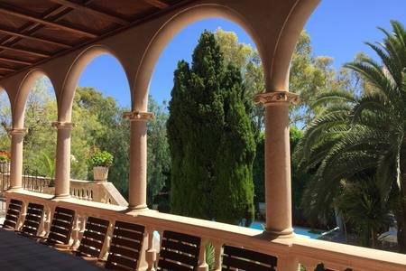 Villa en centro Palma con jardin y piscina gallery image 4