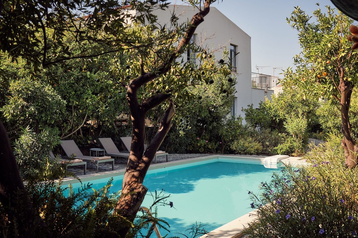 Muazzo Historic Residence, in the Village Core gallery image 3