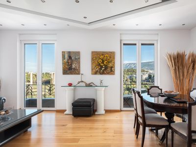 Acropolis Elegant Penthouse