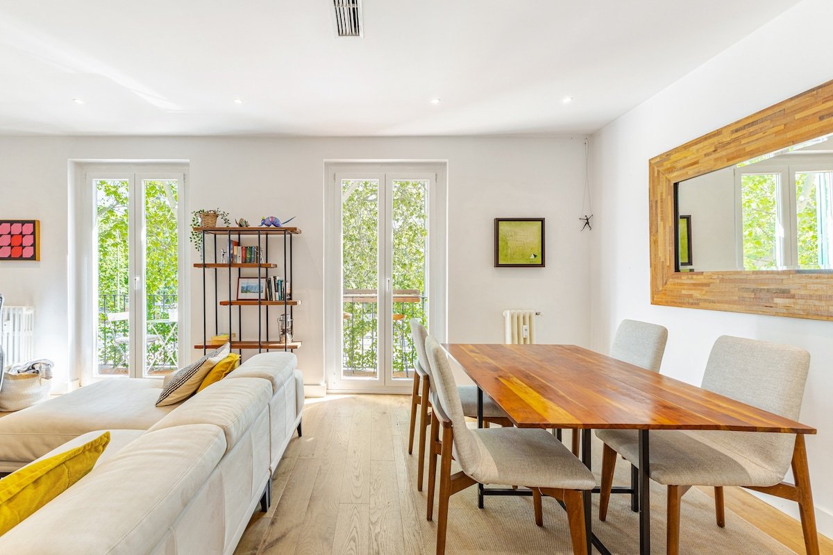 Amazing modern apartment in Madrid (B. Salamanca) gallery image 3