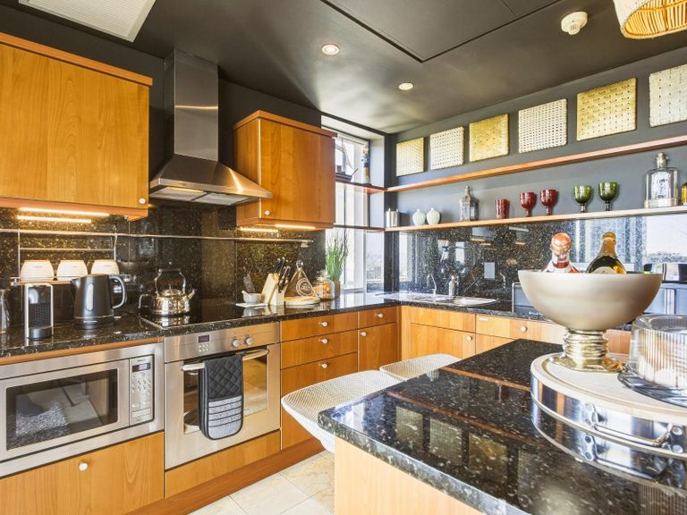 Kitchenette - Room