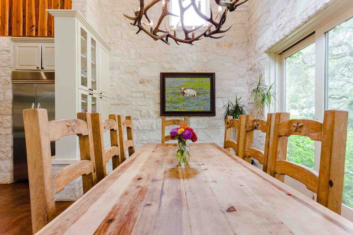 Casadecas at Hudson Bend Ranch – Weddings & Events gallery image 5