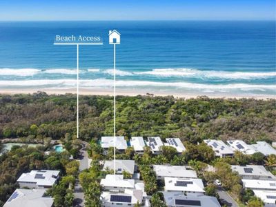Whitehaven ~ 100m to Beach + Private Pool