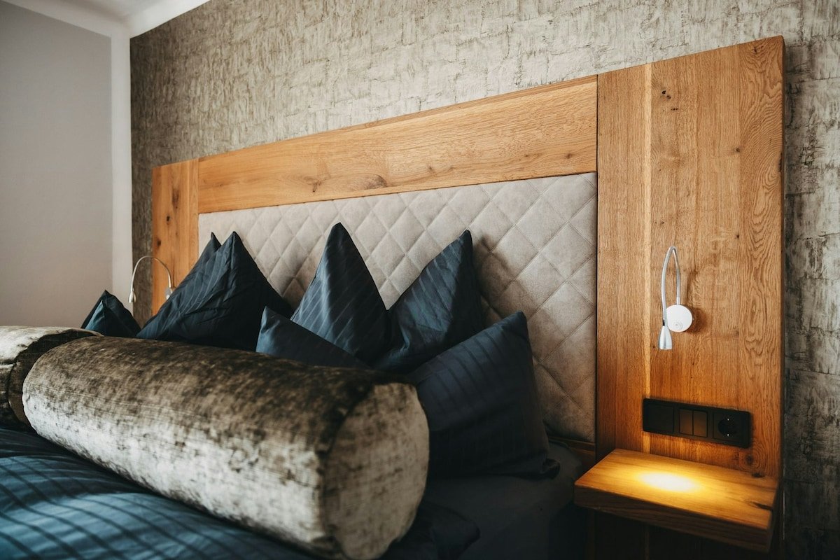 Luxuriöse Wohnwelt “Himmelsstürmer” im Chalet G12 gallery image 3