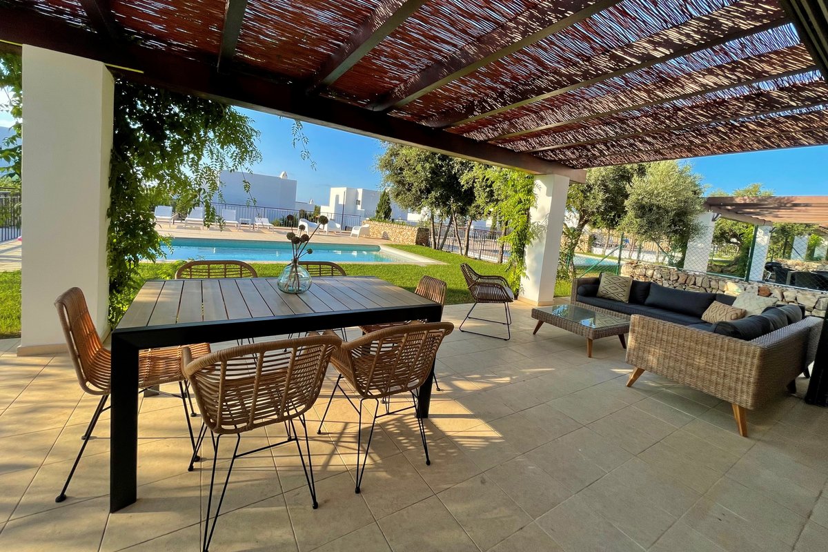 Villa con piscina privada y AC