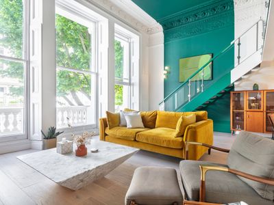 Kensington Gardens-Hyde Park Haven