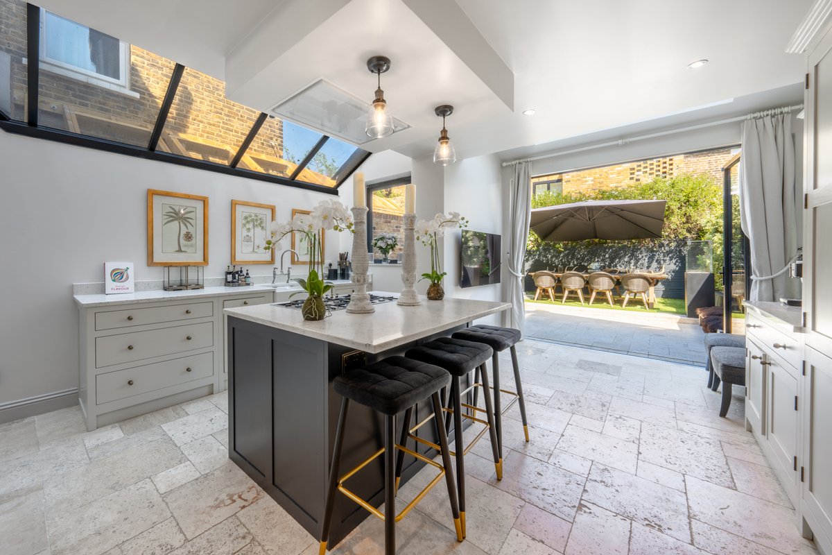 Charming Riverside Townhouse | Garden in Chiswick