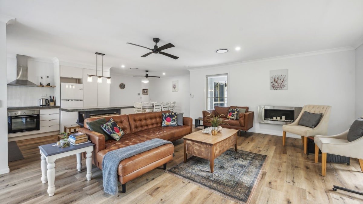 Mango Cottage 12 – Pool, 6 Bed, 5 Bath, Pets gallery image 3