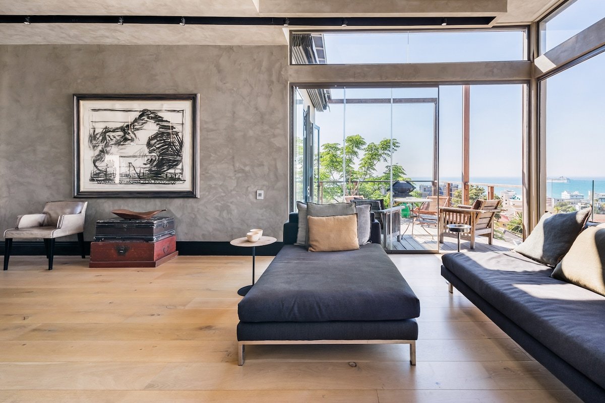 Gaze Across the Atlantic from a Glass-Walled Haven gallery image 2