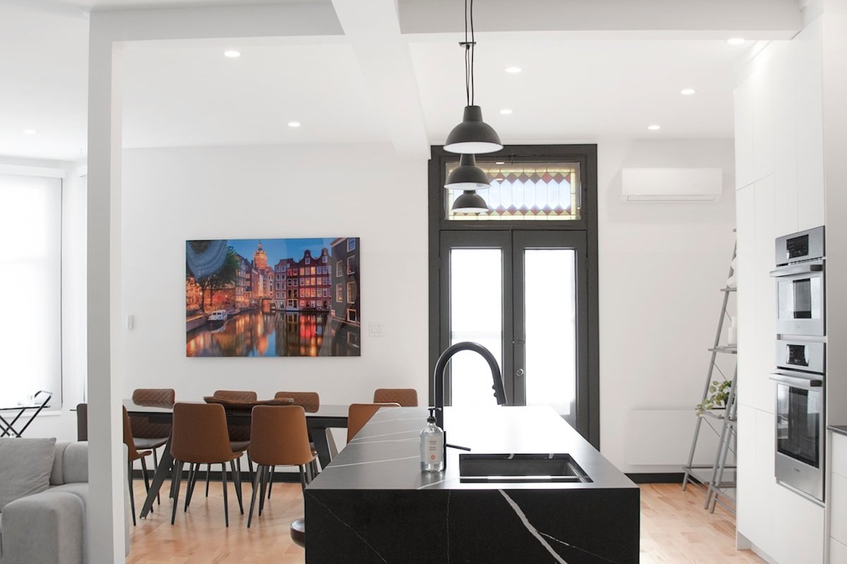 Upscale 3-bedroom in Trendy Plateau Mont-Royal gallery image 3