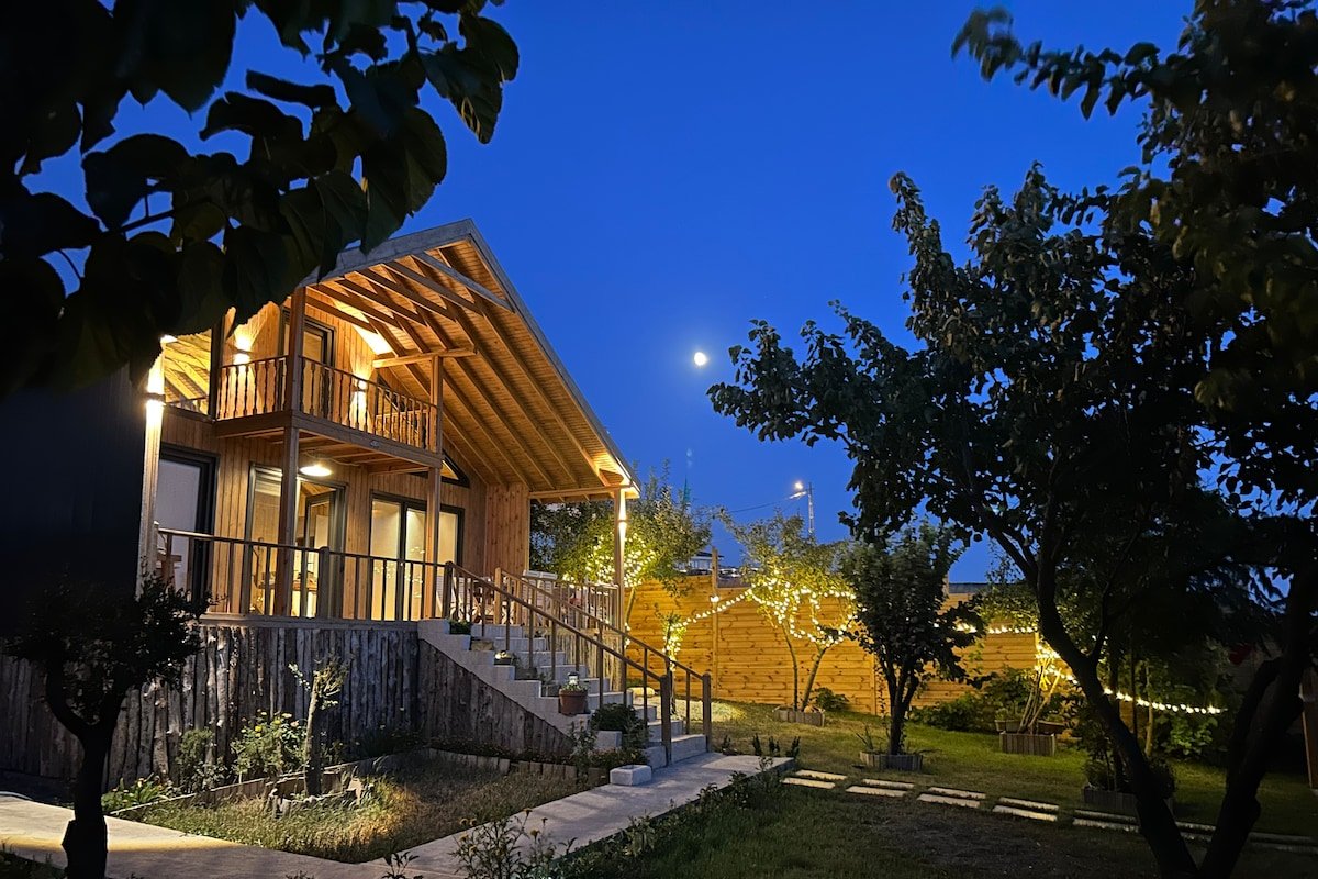 Stylish Bungalow Villa In City gallery image 3