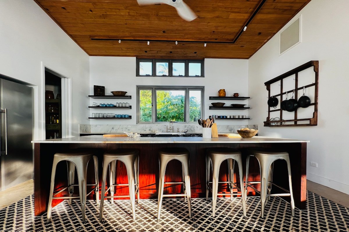 Vawa Private Island gallery image 3