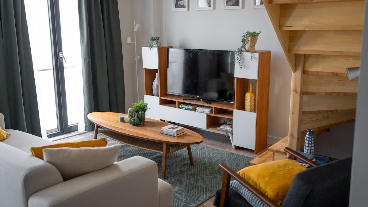 4B2 brand new flat with AC gallery image 4