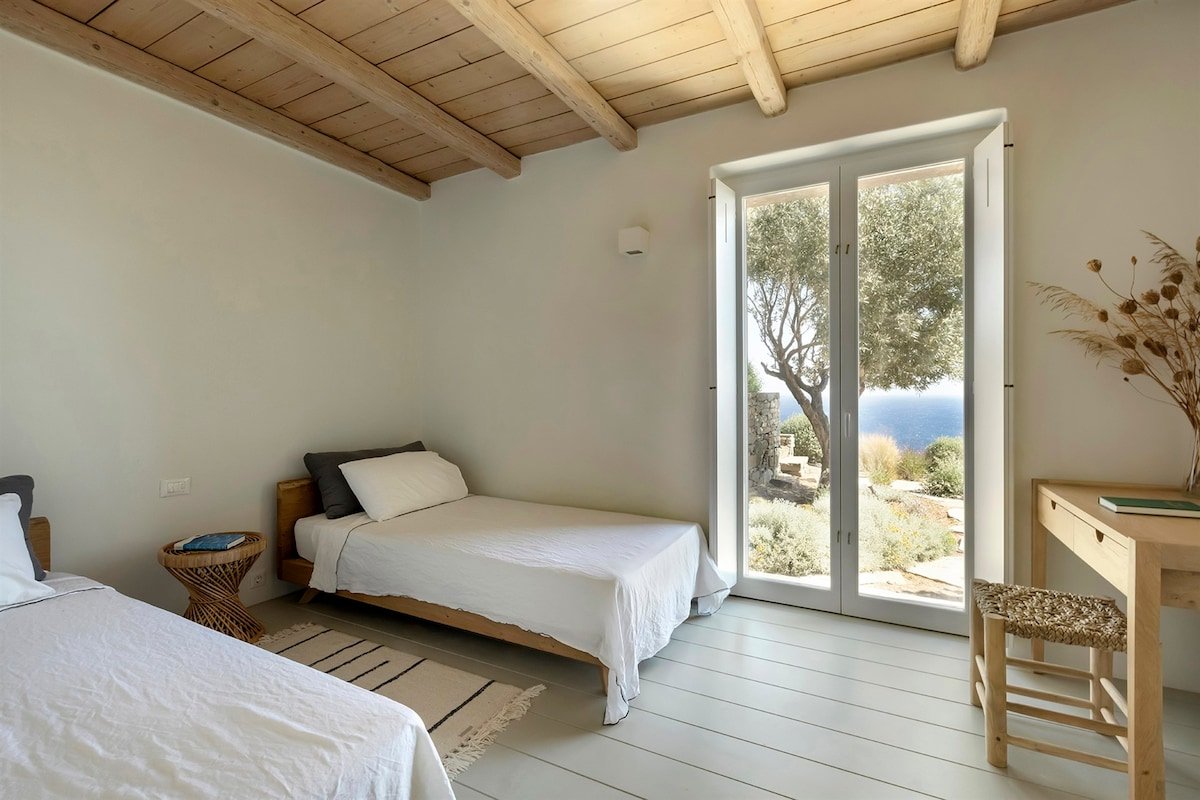 Apanemi gallery image 3