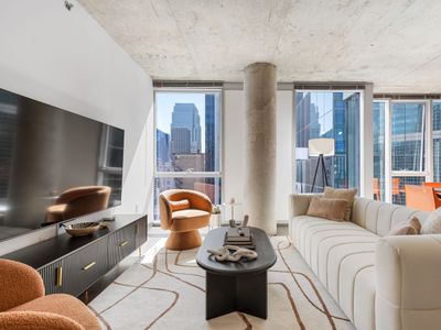 3 Central Apartments Ideal for Groups