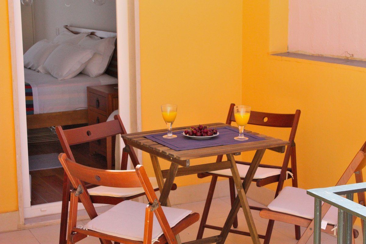 Principe Real | Bright Hidden Terrace Lisbon Views gallery image 3