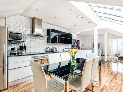 The King of Spades – Out of Office Lifestyle