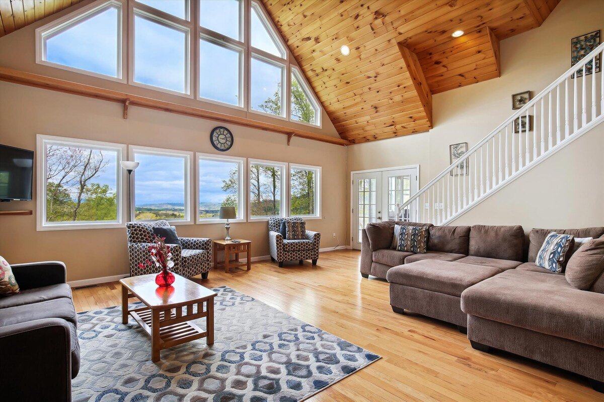 10 Min to DT Asheville- Biltmore, Fire pit, View gallery image 2