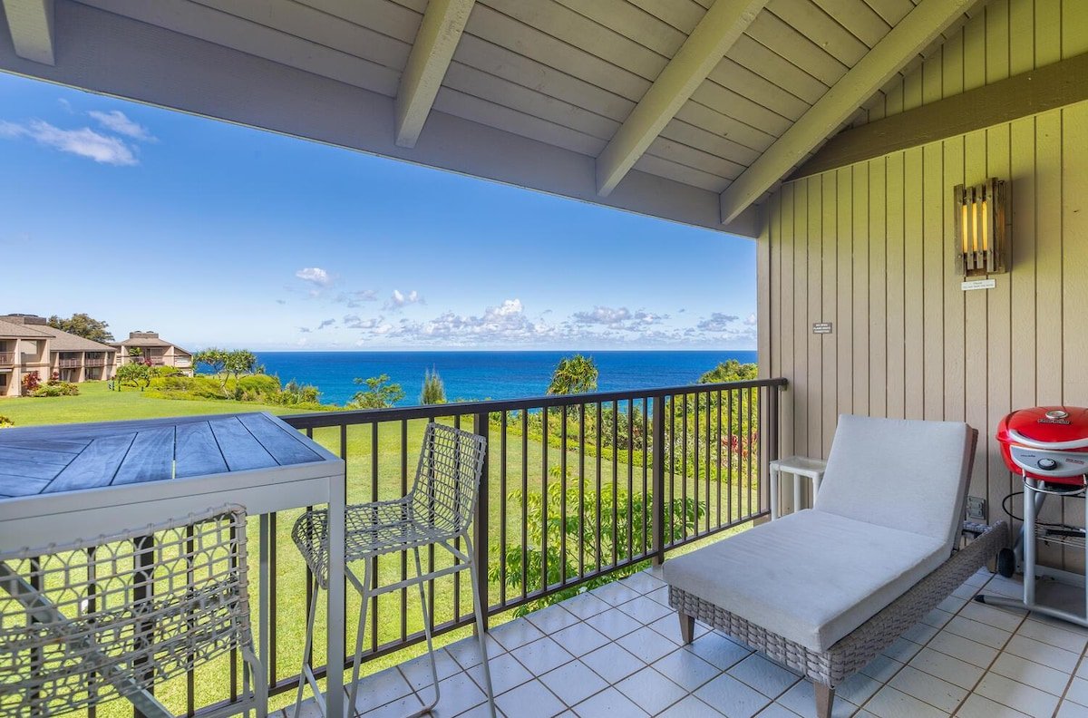 Updated Oceanfront Condo with Expansive Views! gallery image 2