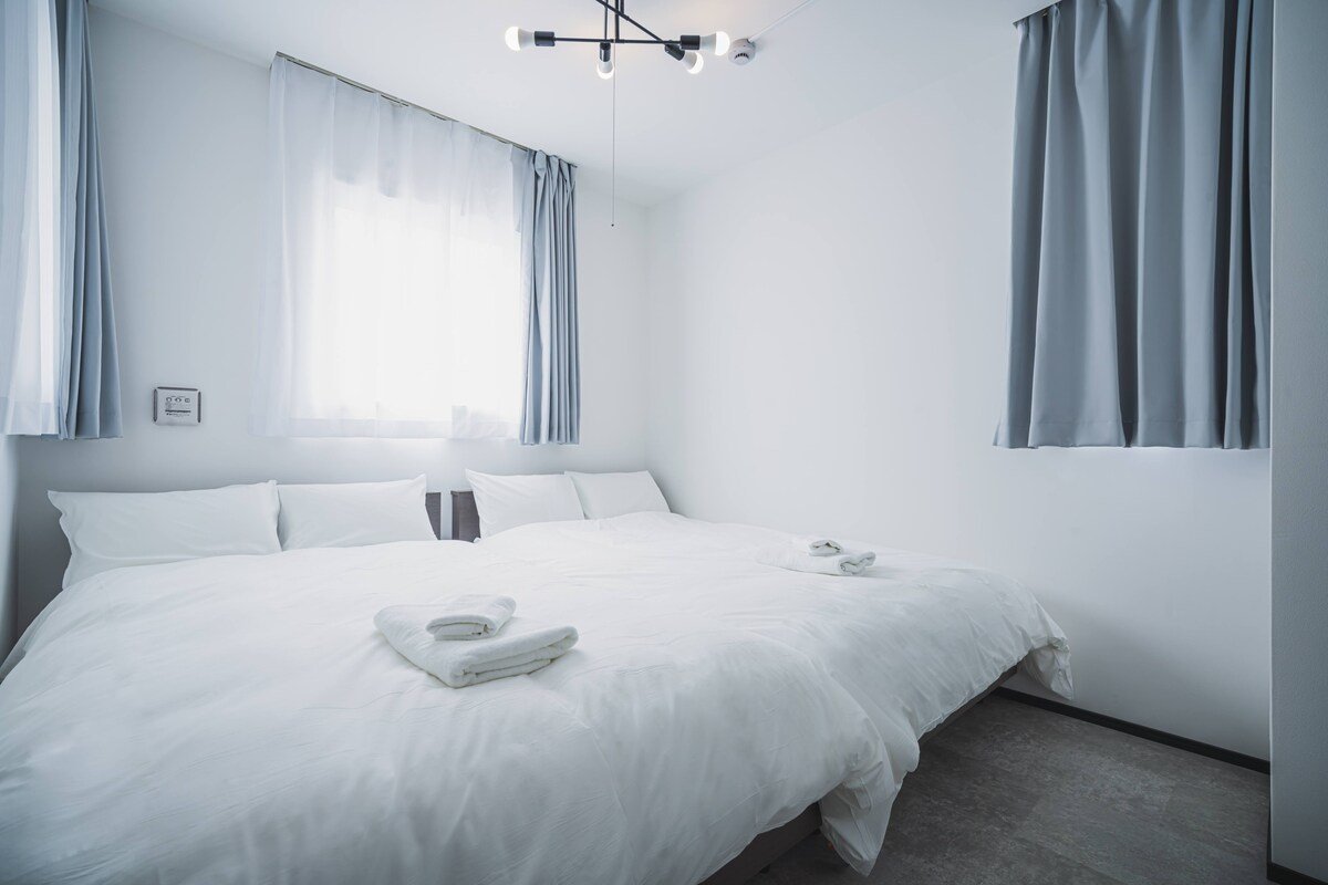 Shibuya 7 min Taxi｜1 Stop from Shibuya｜4 Beds｜70㎡ gallery image 4