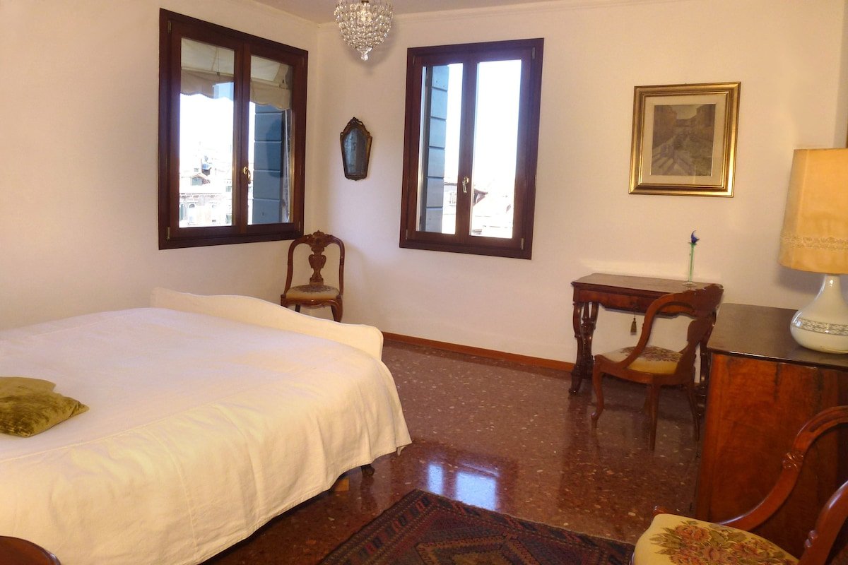 Palazzo San Marco Apartment gallery image 5