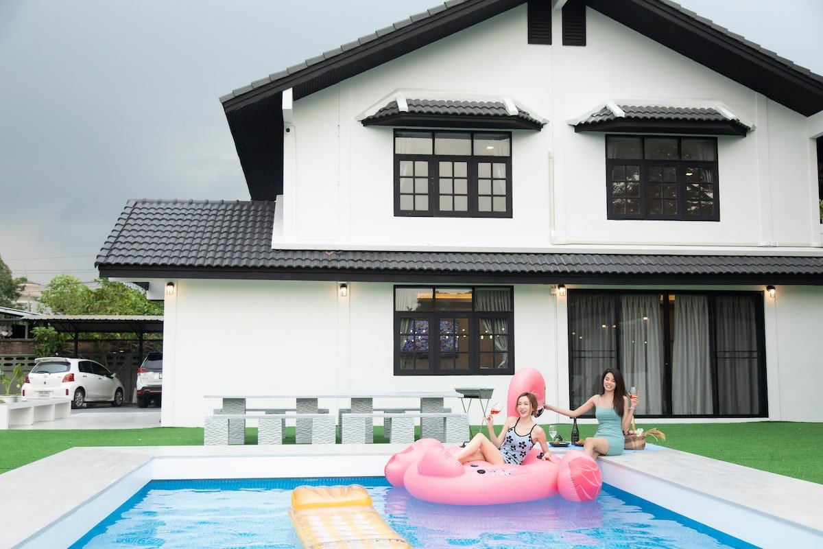 Number3 Poolvilla Bangkok gallery image 3