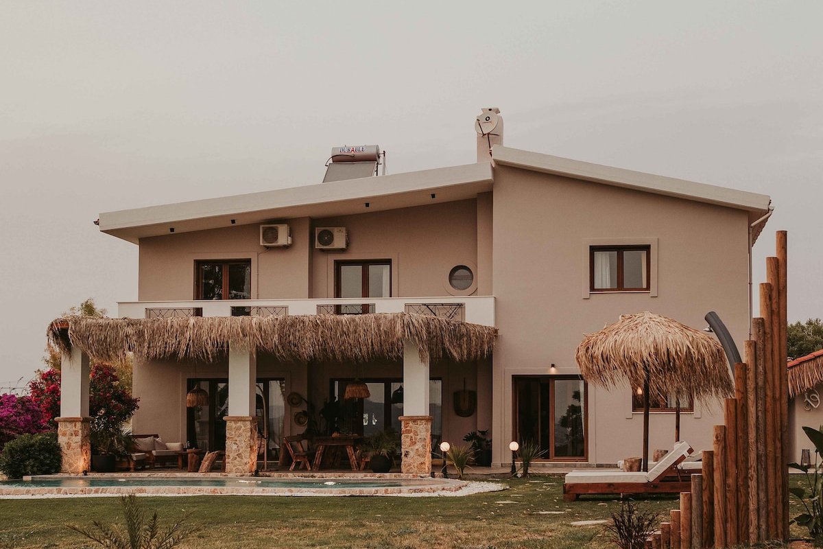 Maya pool & mountain view villa gallery image 4