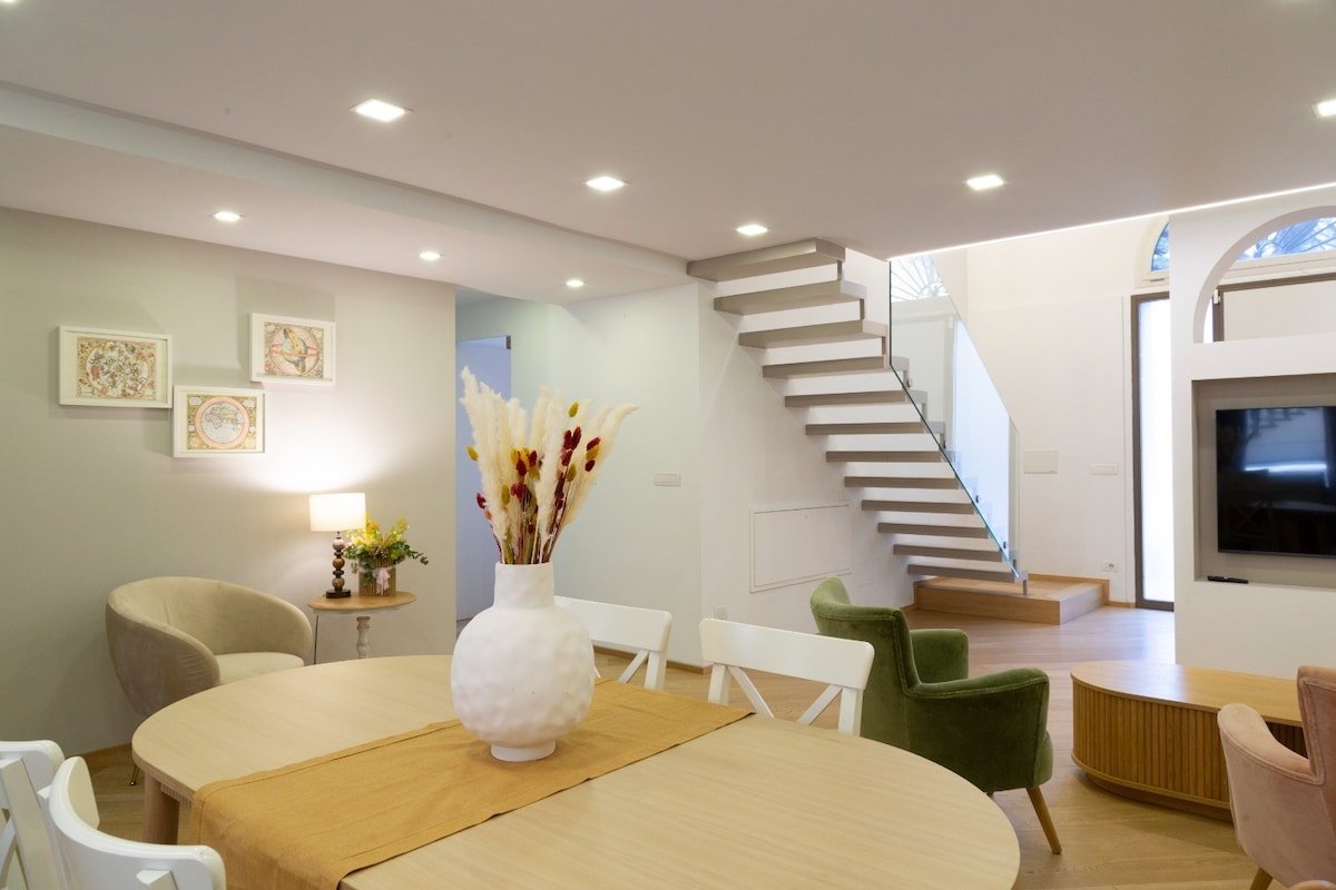 Dimora Carducci – apartment with private parking gallery image 2