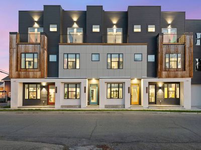 The Venue *Entire 4 Unit Building*