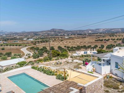 Milos Retreat Fusion – Entire Complex