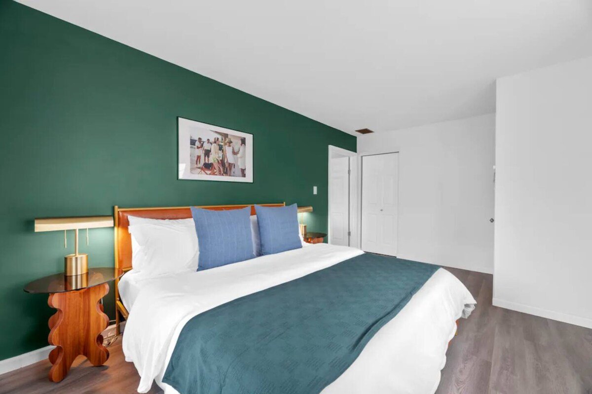 Pet Friendly Ranch by OSU | Ping Pong & Sunroom gallery image 3