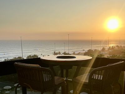 Luxuoso apartamento vista mar, 3 quartos Barrabela