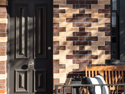 Renovated Fitzroy Terrace!