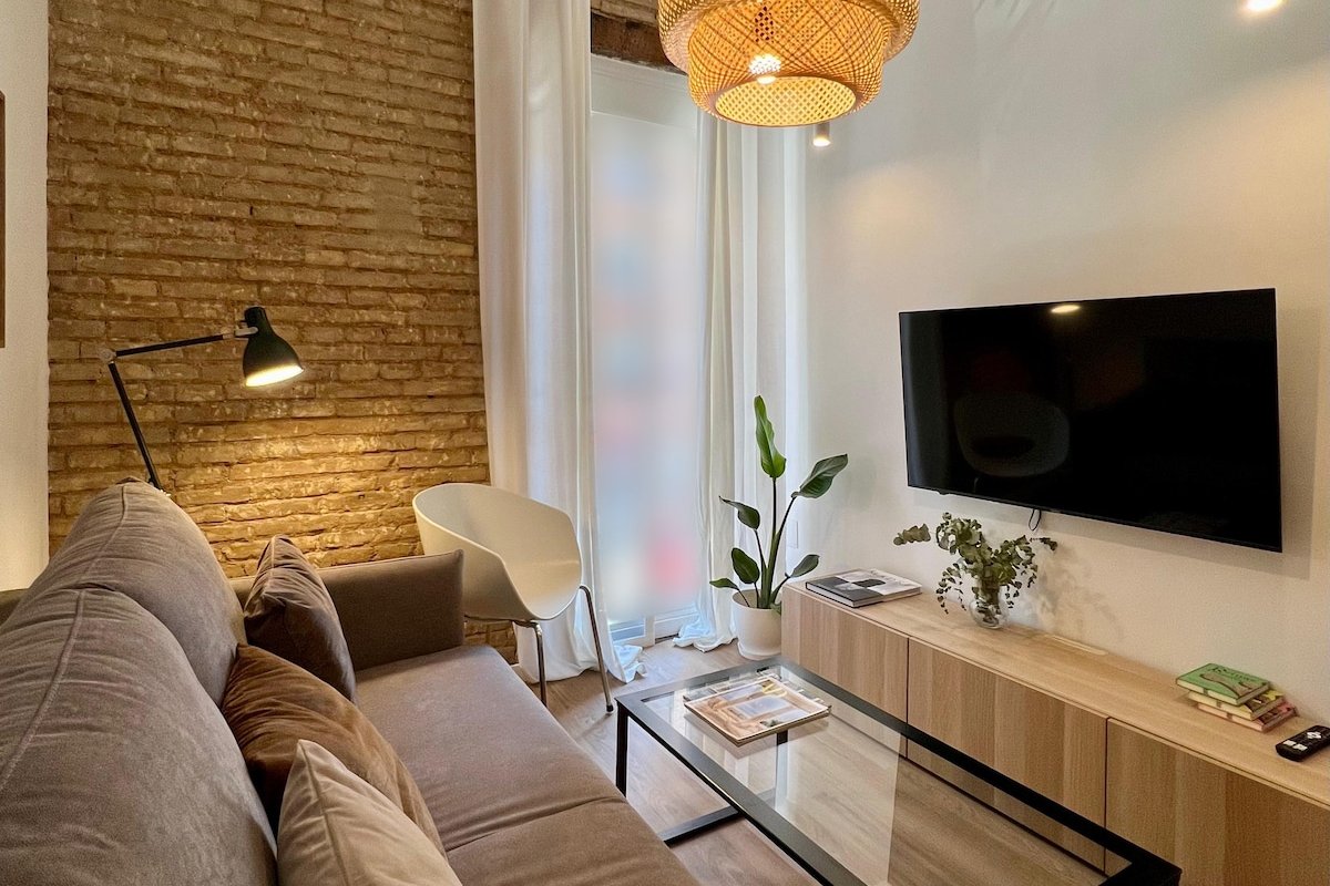 Charming accommodation in Ruzafa gallery image 4