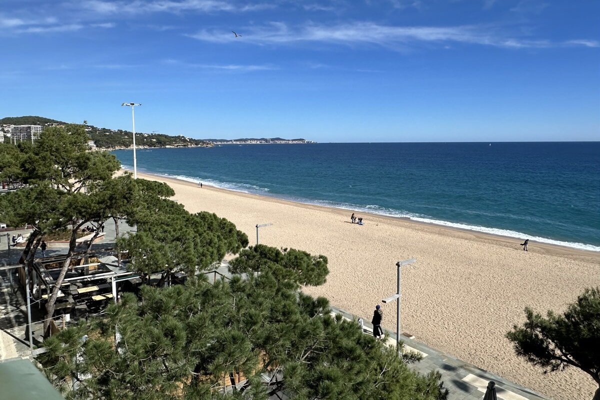 Sea views apartment Platja d’Aro gallery image 3