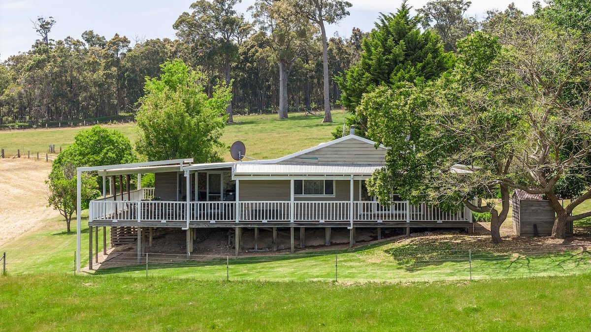 Hampshire Farmhouse Southern Forests WA gallery image 2