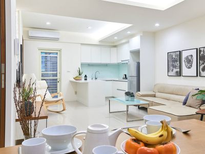 designed with ❤2BR2Bath@ 4 mins to City Hall MRT