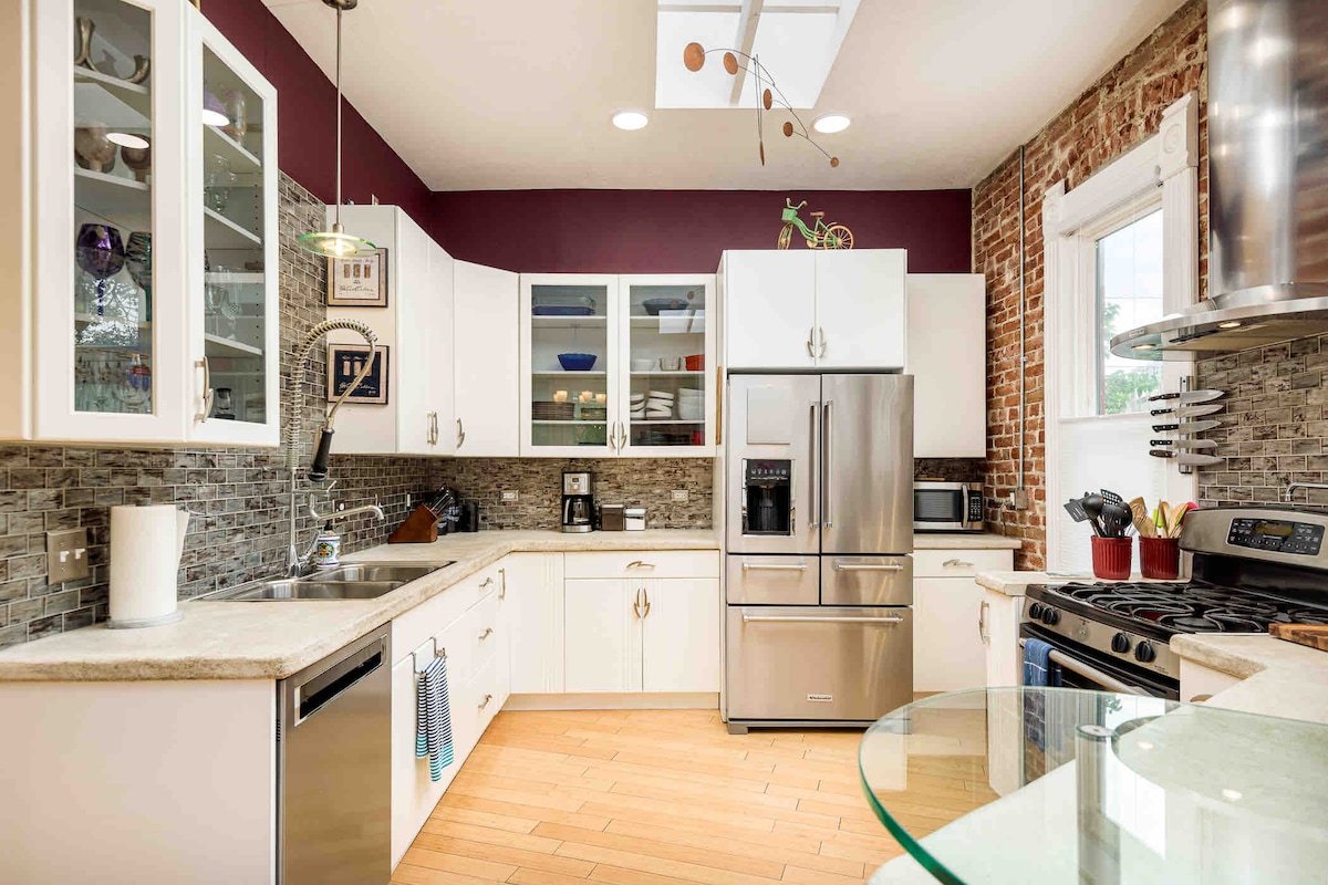 Spacious Artist’s House in the middle of Denver gallery image 5