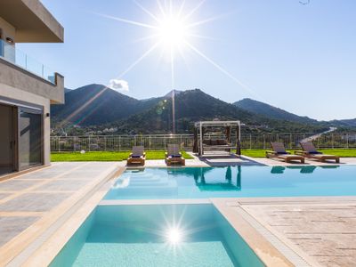 Oraia Eleni Villa, Pool, BBQ, Playground& SeaViews