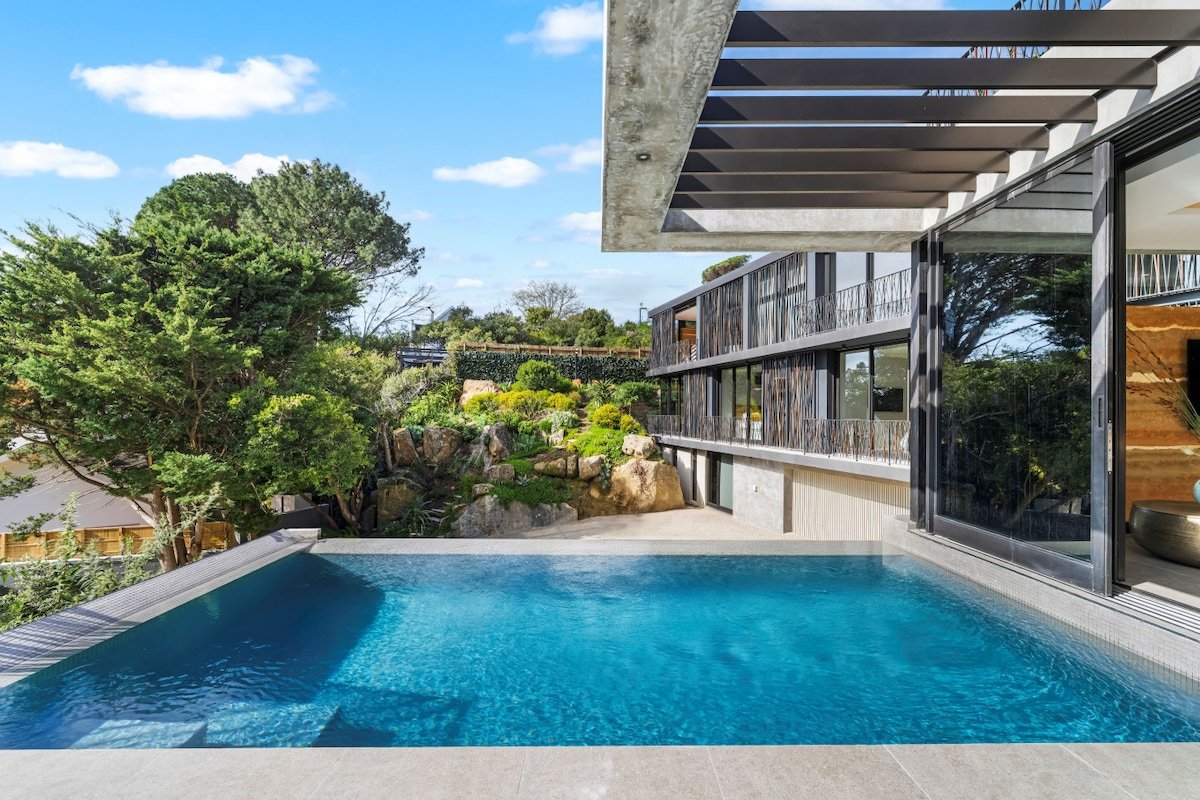 Tarentaal Kloof Villa in Higgovale gallery image 5